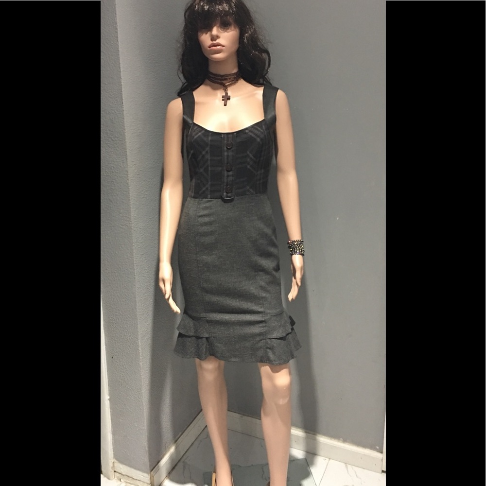 Bebe Dress Size 4 Great to wear @work Browns Color