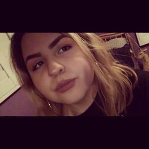 Meet your Posher, Cassandra