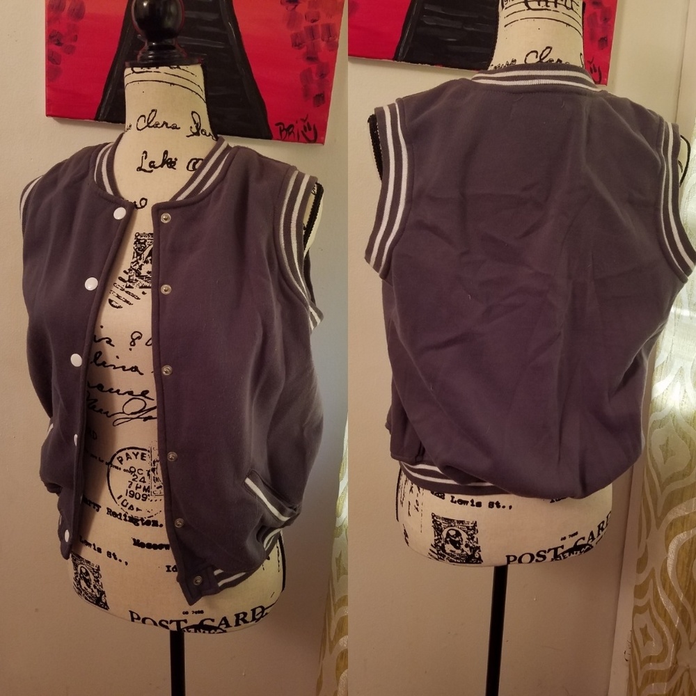 Cute Grey Sports vest