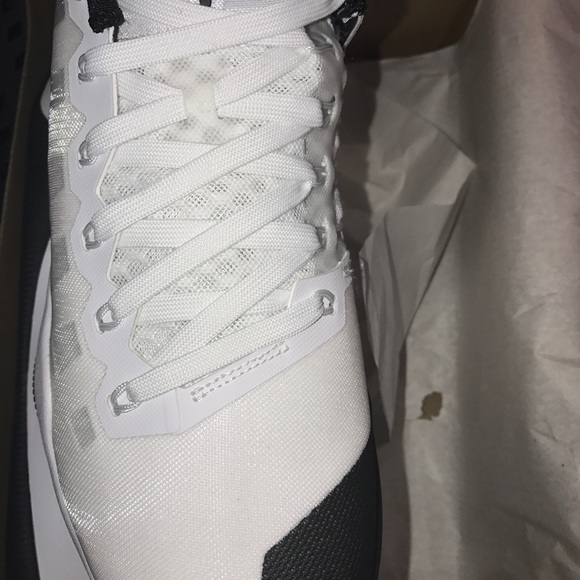 Men\'s Nike Hyperdunk 2016 low top NIB