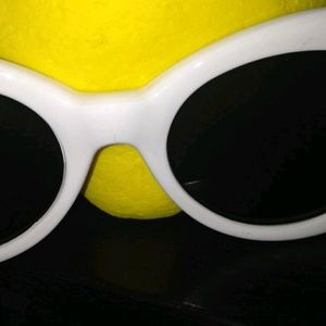 Meet your Posher, Adrian