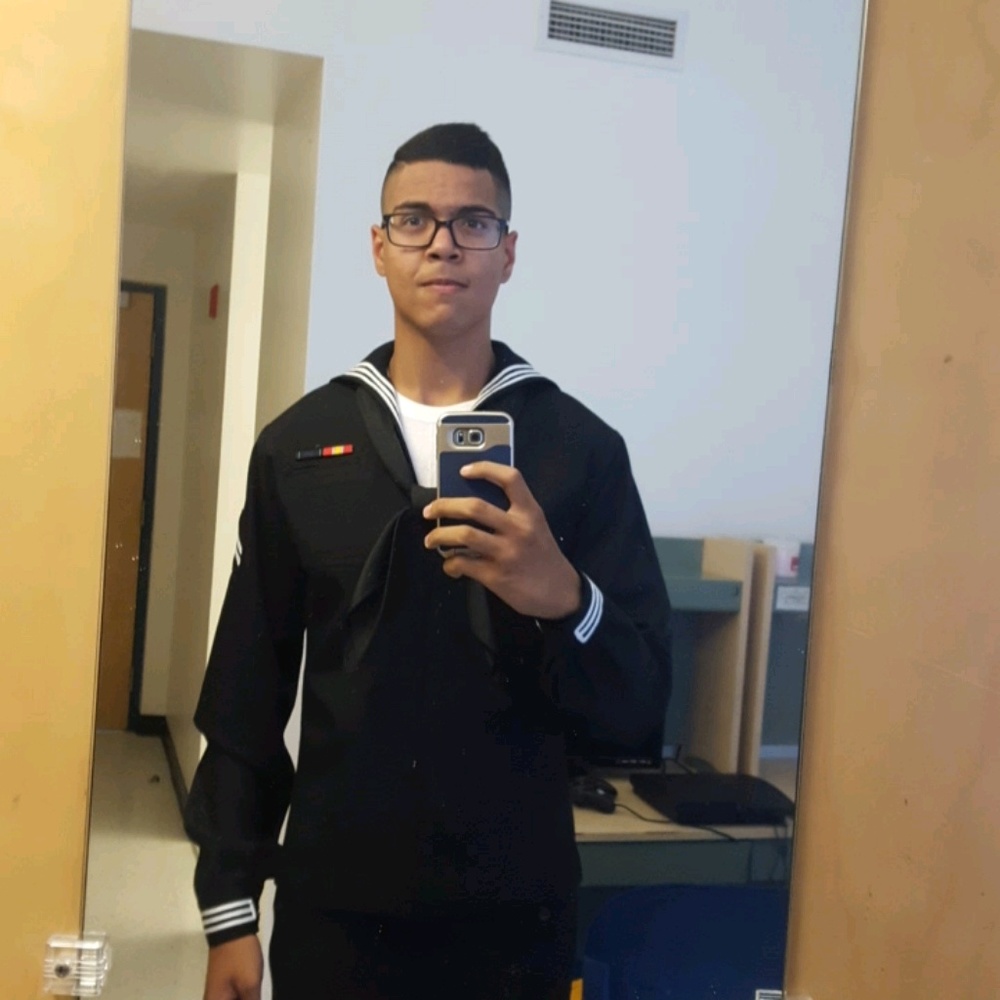 Meet your Posher, Hakeem