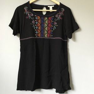 Embroidered tunic top