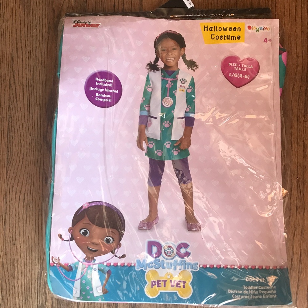 Doc Mcstuffins Kids costume size 4+