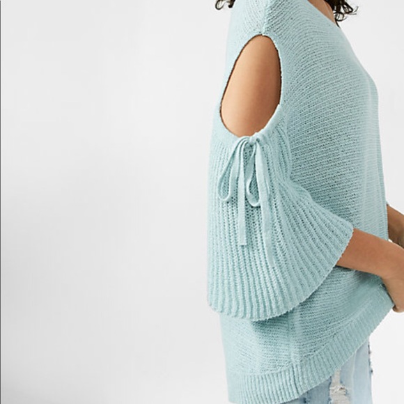 Drop Shoulder Sweater from Express ✨✨ BRAND NEW - Picture 2 of 5