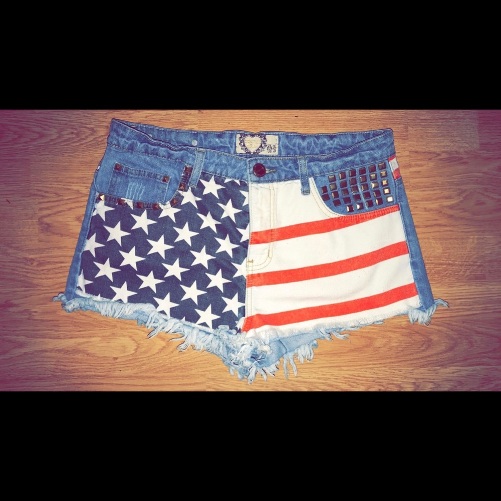 American flag shorts W/studs
