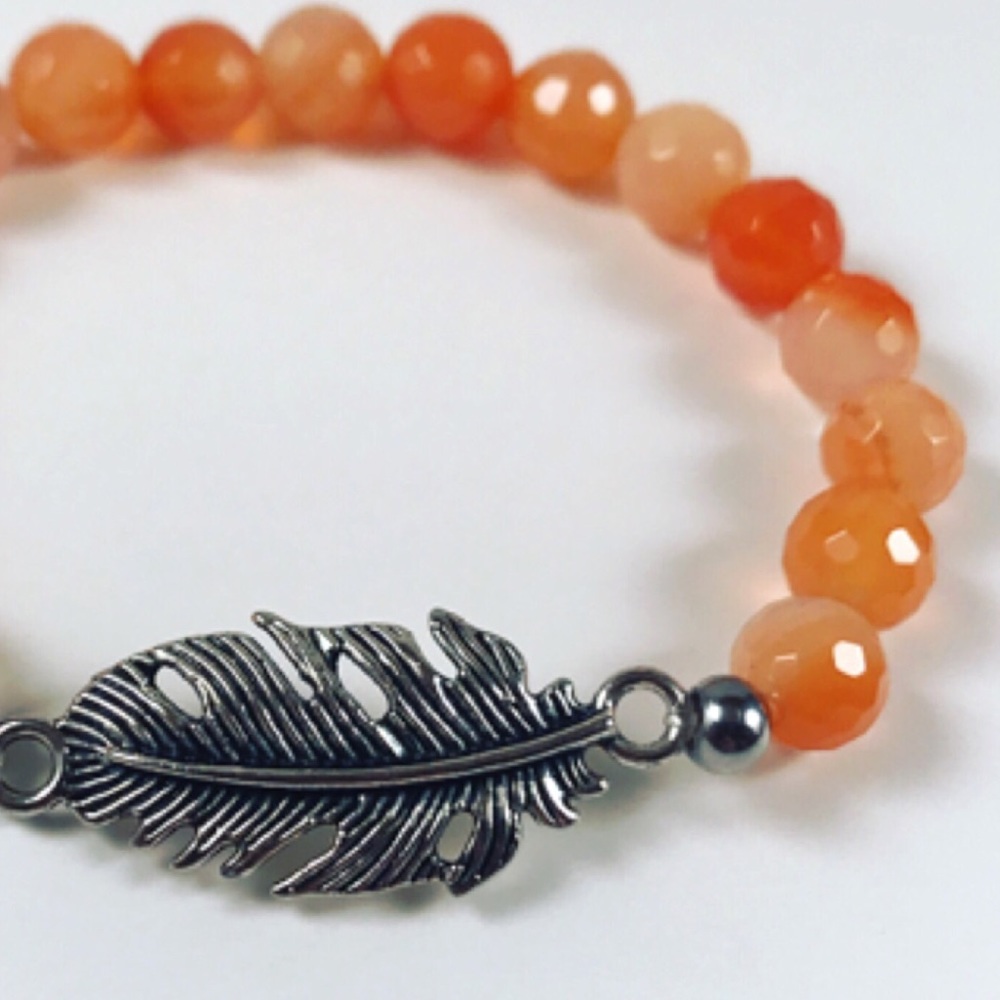 Genuine orange tangerine agate & leaf bracelet - Picture 4 of 9