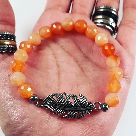 Genuine orange tangerine agate & leaf bracelet - Picture 2 of 9