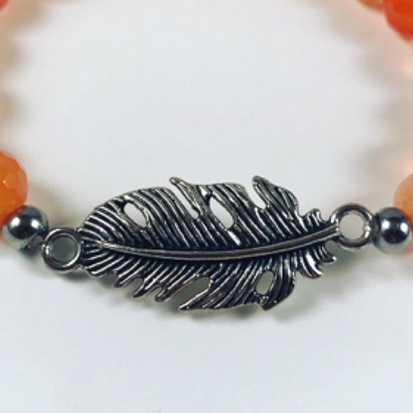Genuine orange tangerine agate & leaf bracelet - Picture 5 of 9