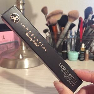 TWO Anastasia Beverly Hills Liquid Lipsticks