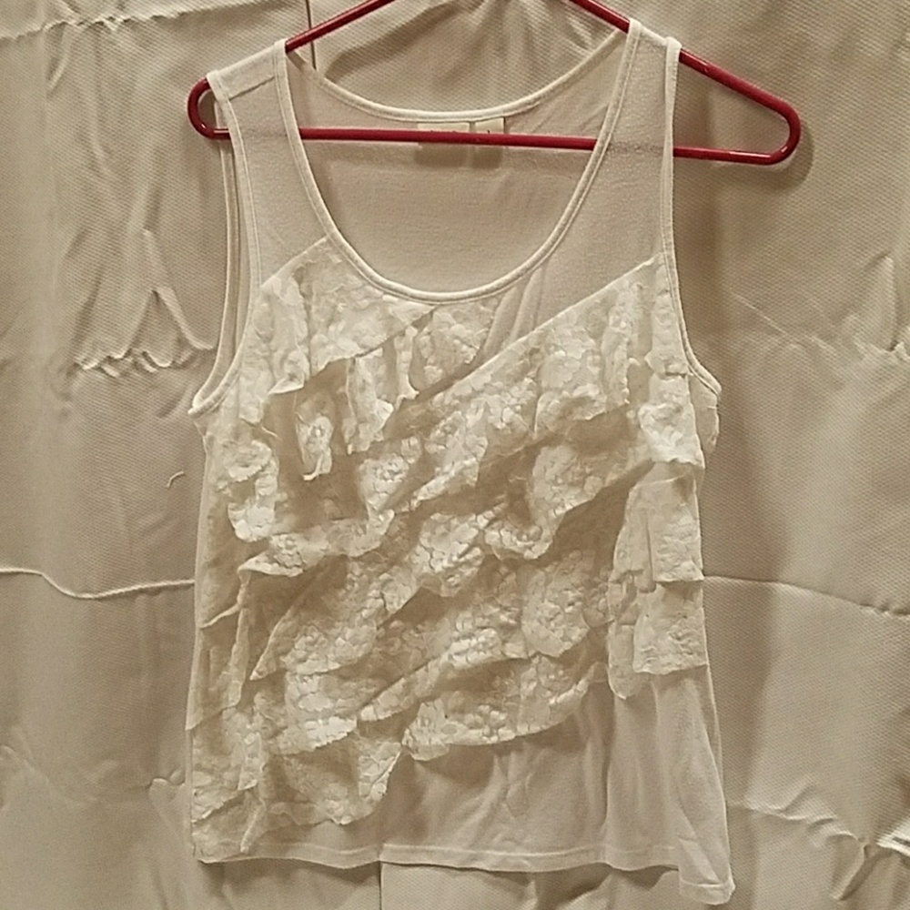 Women's ruffled tank