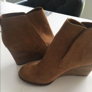 Ankle boots