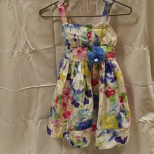 Beautiful girls dress Beautiful girls dress