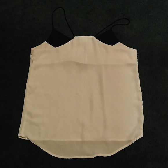 Black and white tank - Picture 2 of 2