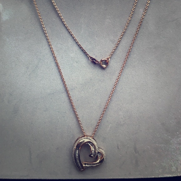 Rose 🌹 Gold Sterling Silver Heart ❤️ Necklace - Picture 2 of 4