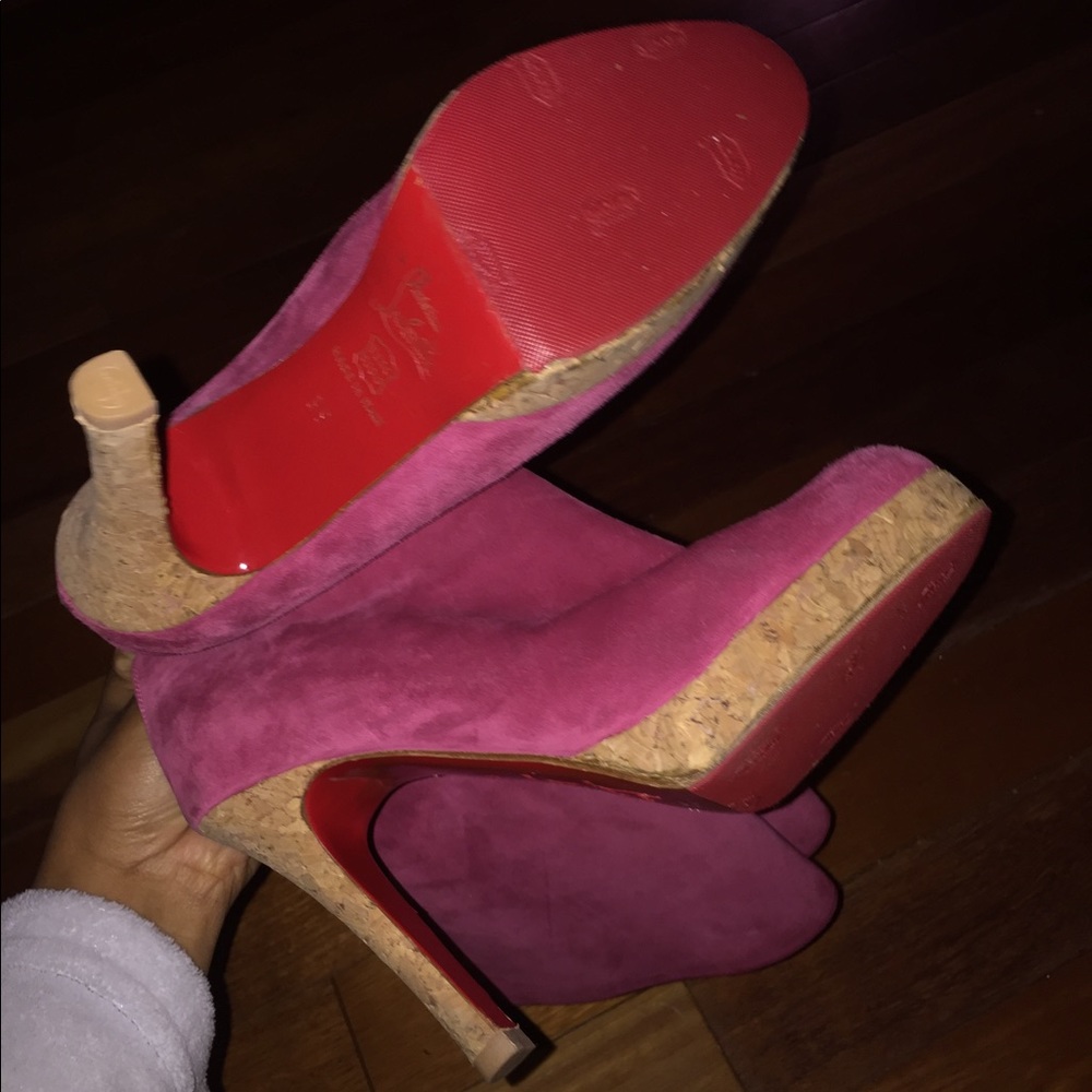 SOLD 1 HR SALE Christian Louboutin Suede Boots - Picture 4 of 6