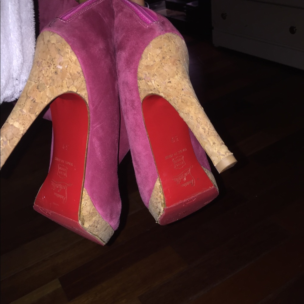 SOLD 1 HR SALE Christian Louboutin Suede Boots - Picture 5 of 6