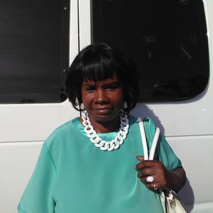 Meet your Posher, Adell