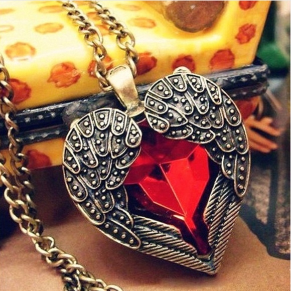 red heart gold necklace