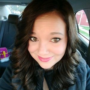 Meet your Posher, Shawna