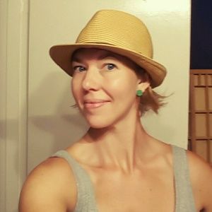 Meet your Posher, Lesley