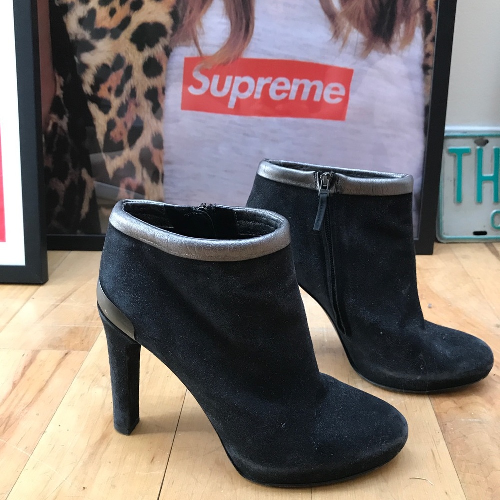 FENDI Spy Boot- black suede