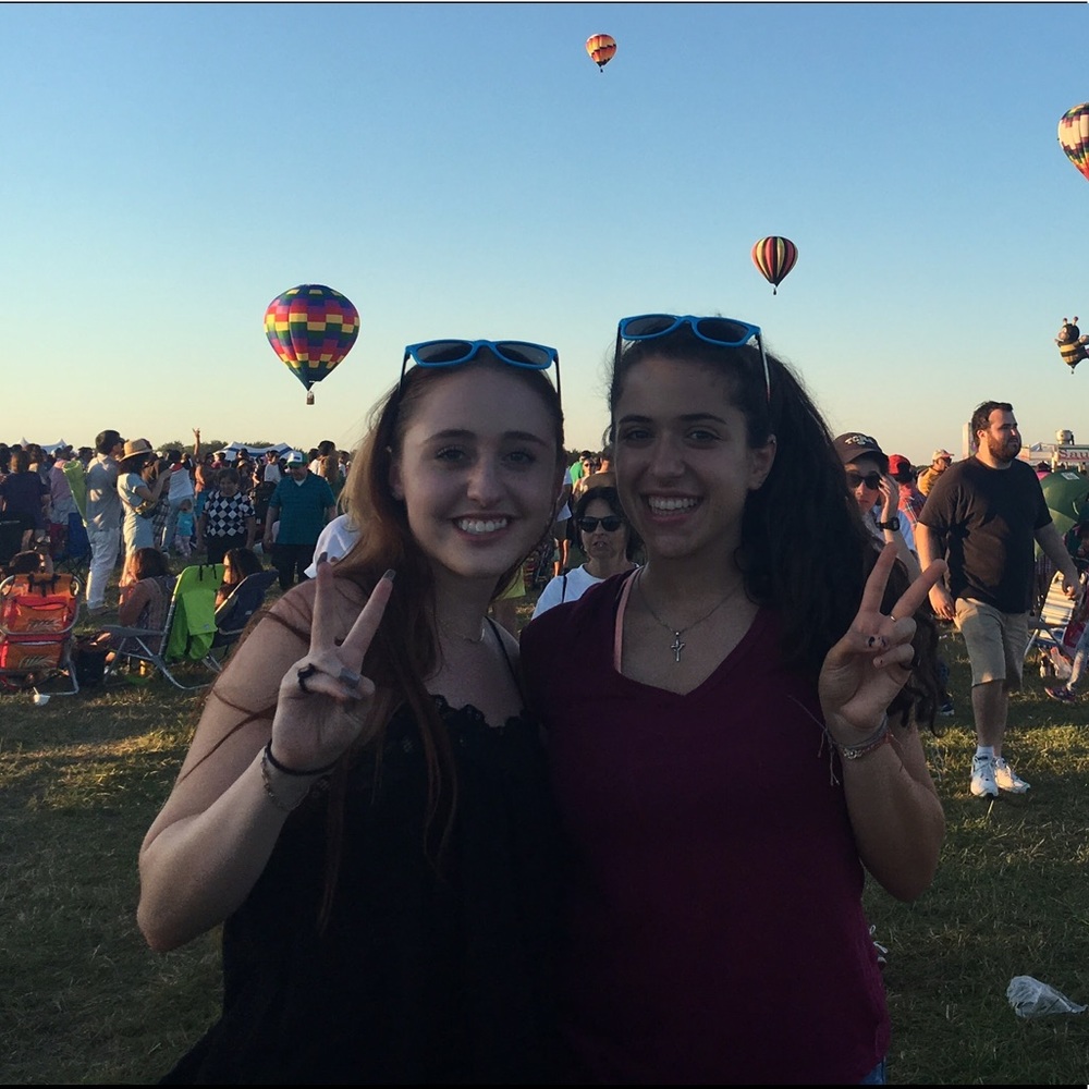 Meet your Posher, Andrea