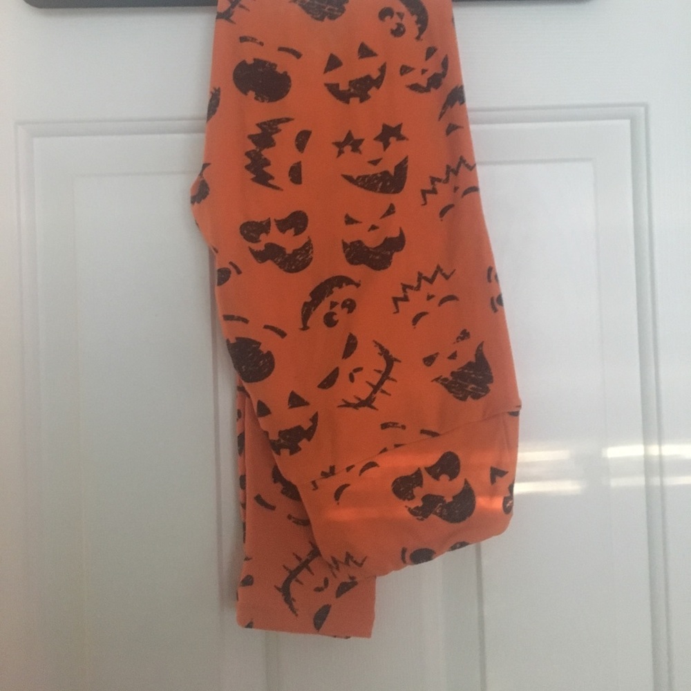 Halloween LuLaRoe