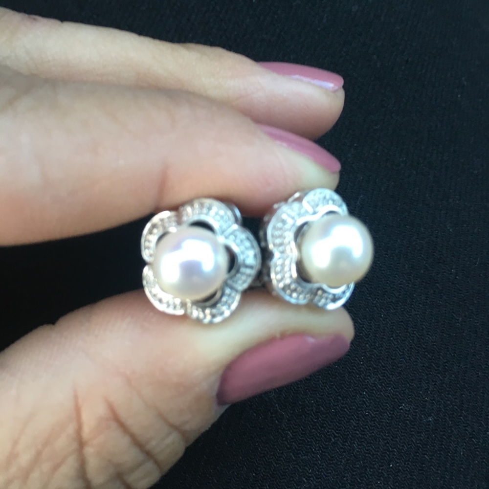 Pearl earrings