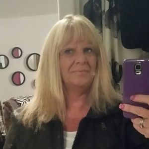 Meet your Posher, Christy