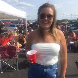 Meet your Posher, Casey