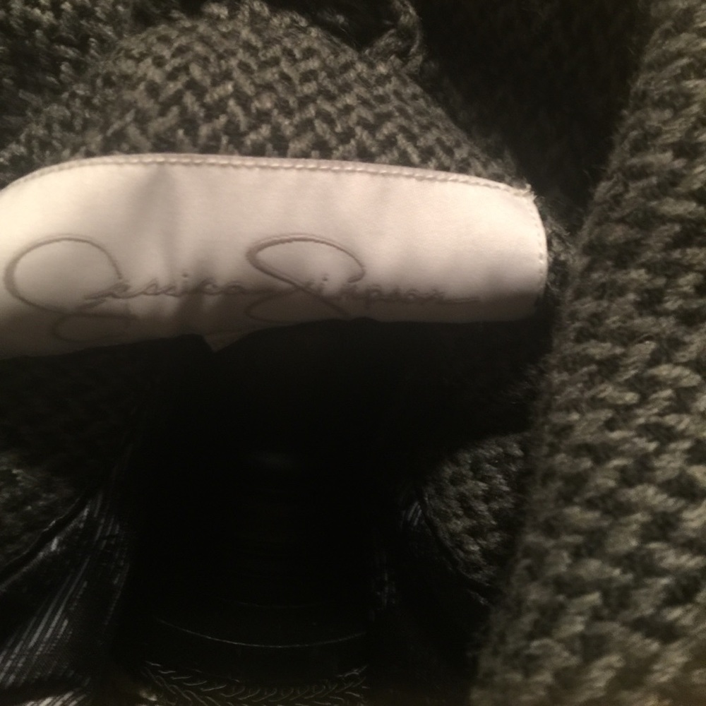 Coat - Picture 5 of 11