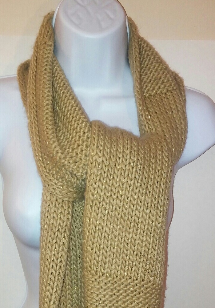 Gap scarf