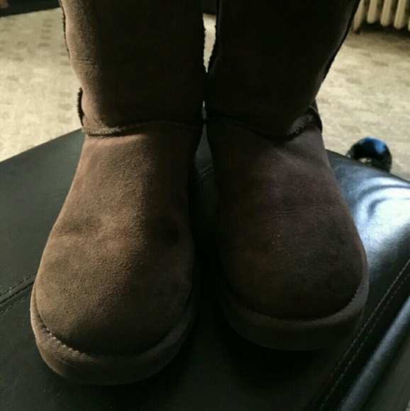 UGGs - Picture 2 of 2