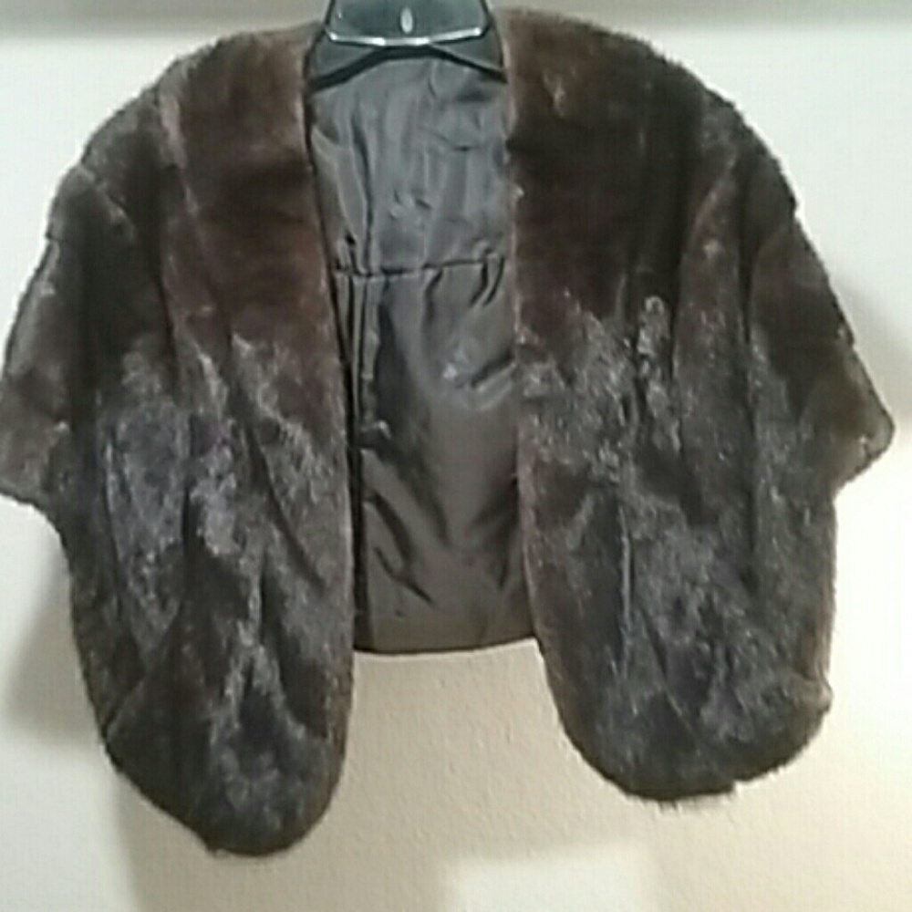 Fur Capelet