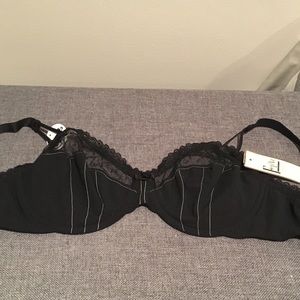 NWT 38D underwire Bra