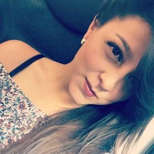 Meet your Posher, Carolina