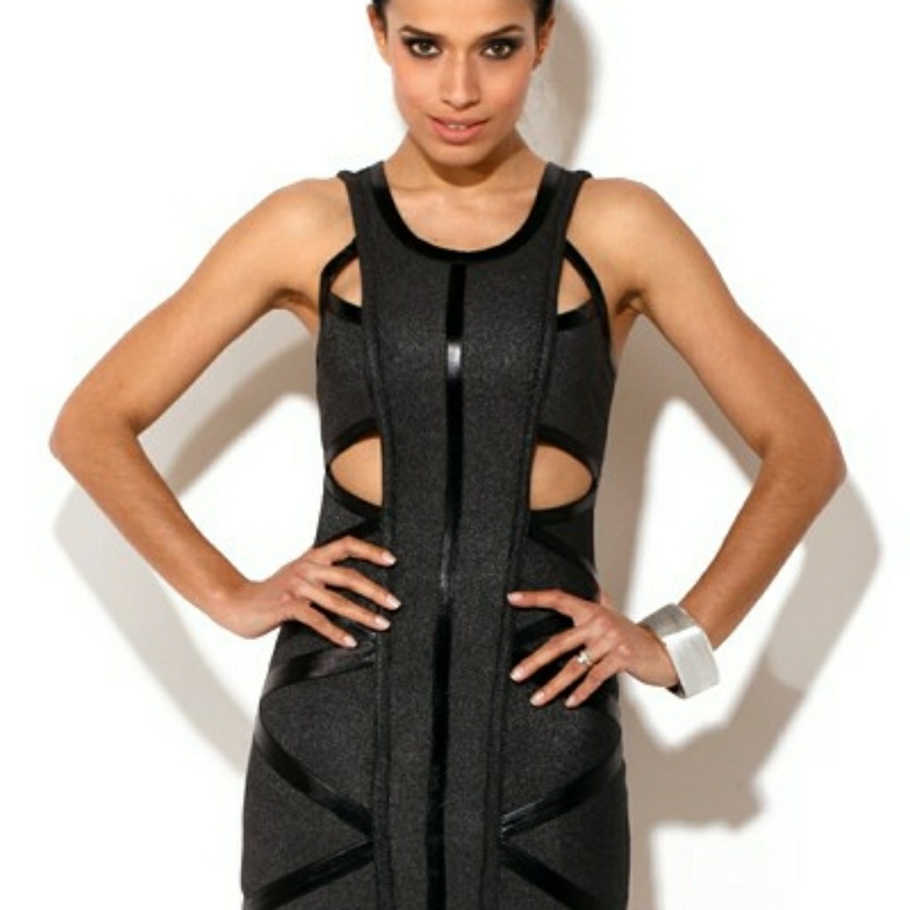 Bodycon dress! Haute!