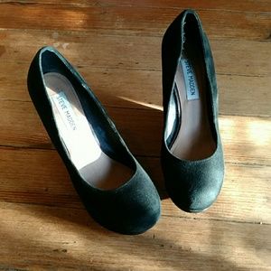 Steve Madden Black Wedges Size 7 M