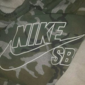 Nike Skateboard Sweat Pants.