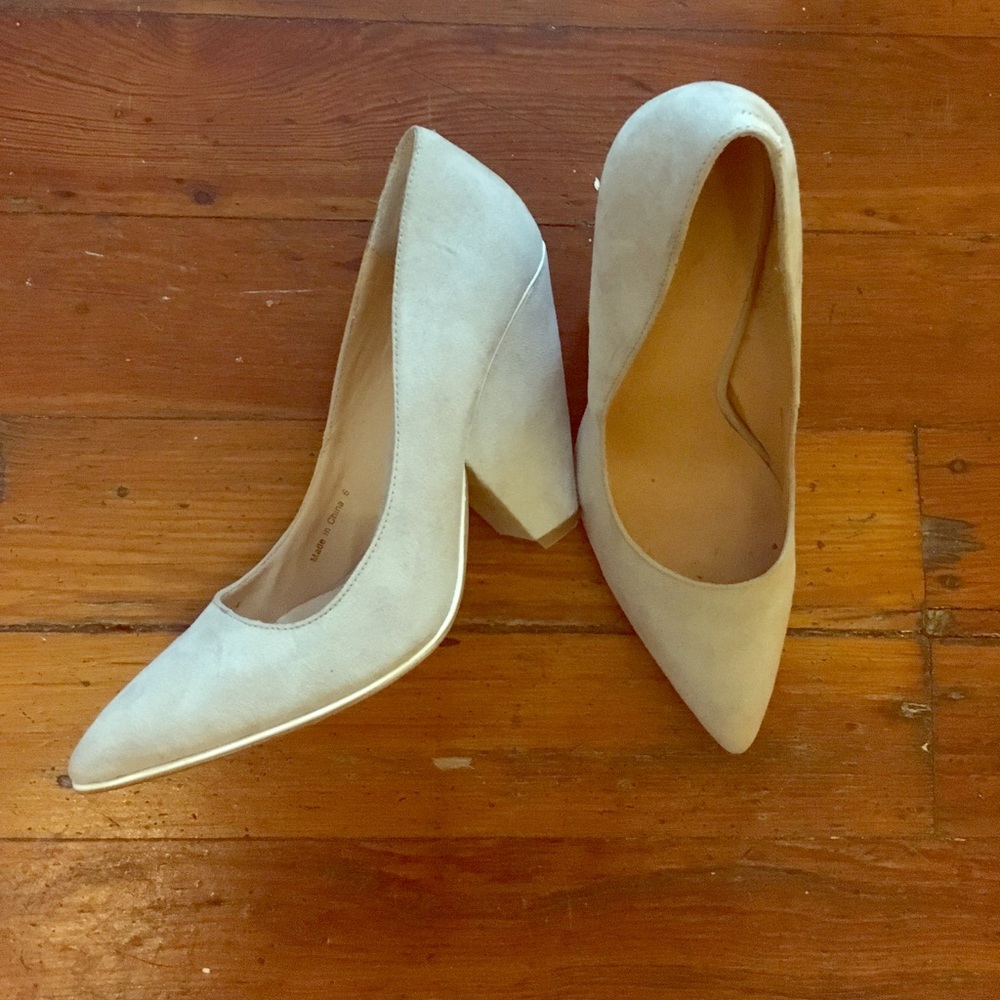 **REDUCED PRICE** ASOS light grey pumps