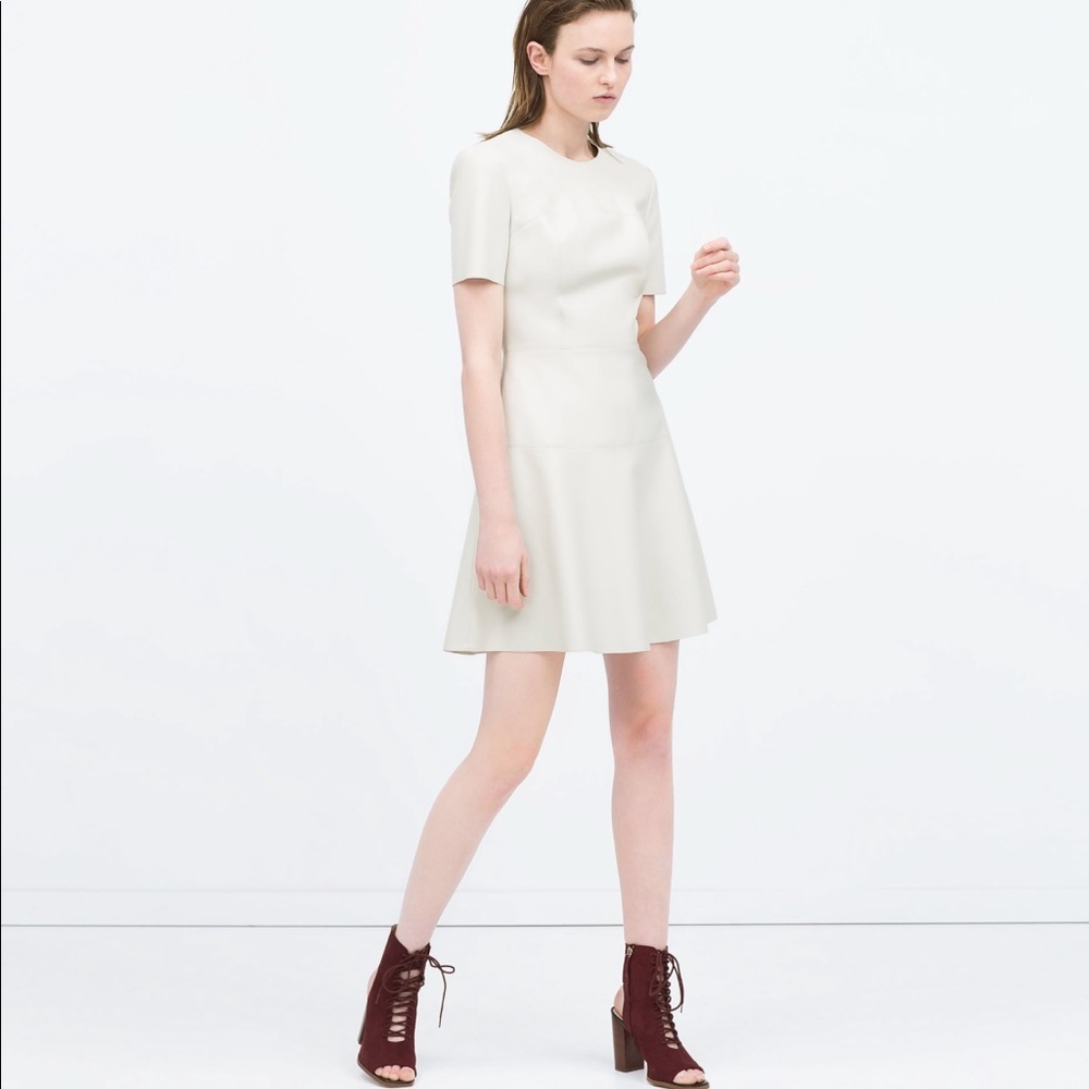 Zara dress - Picture 2 of 3