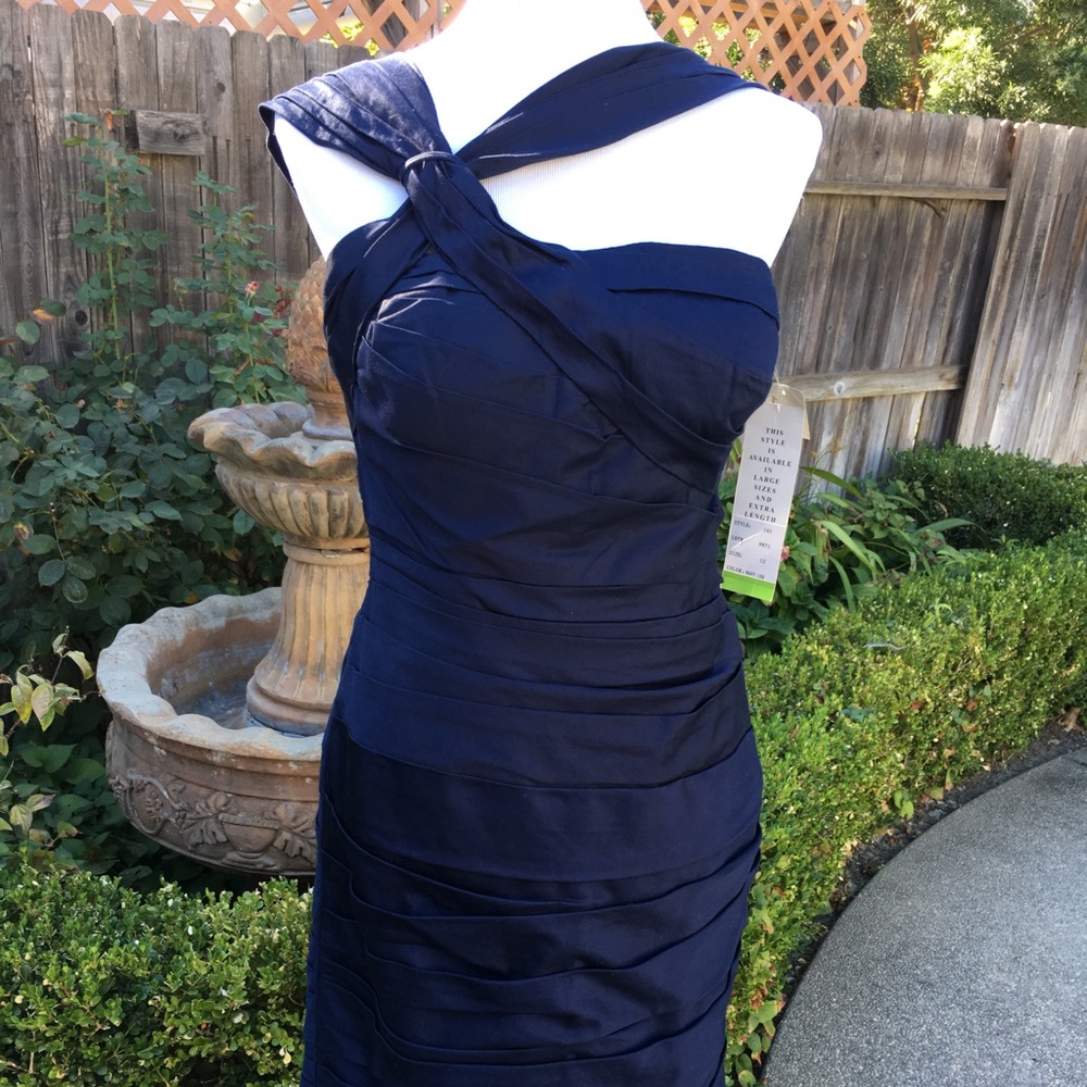 Bill Levkoff formal dress