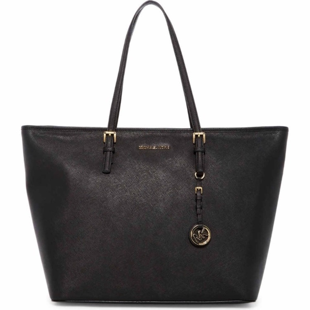**SOLD**. NWT** MICHAEL KORS XL TOTE - Picture 1 of 1