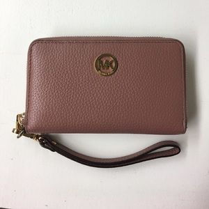 Michael Kors wallet wristlet/phone case