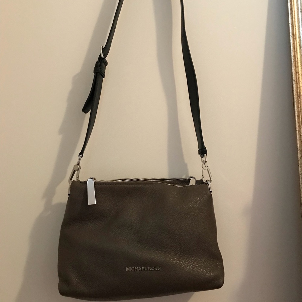 Michael Kors Grey crossbody bag