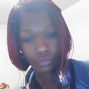 Meet your Posher, Jeannetta