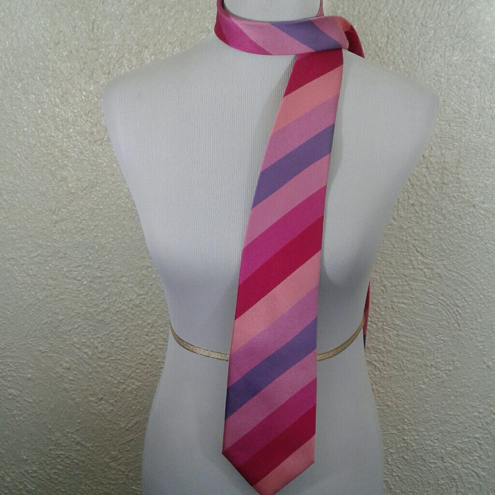 Mens van Heusen tie