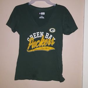Packer tee.