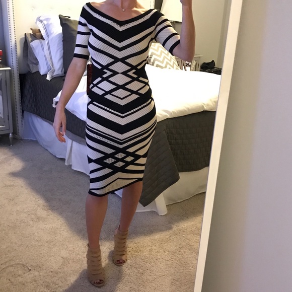 NWT WOW COUTURE B&W OFF SHOULDER KNIT DRESS - S - Picture 4 of 7